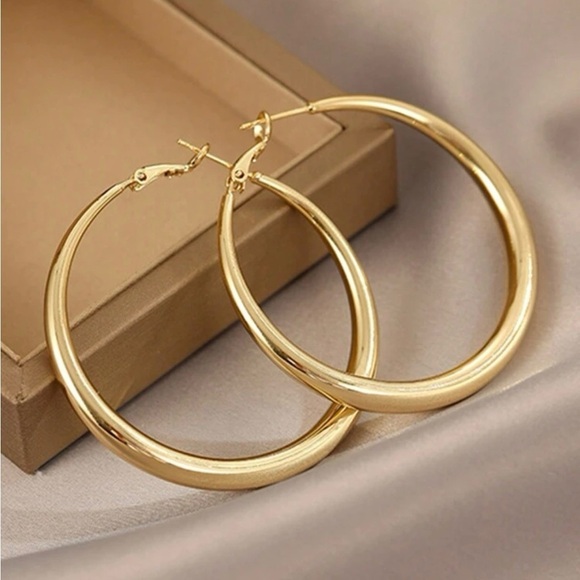 Gold Hoop Earrings (Featured on live show) - Picture 1 of 3